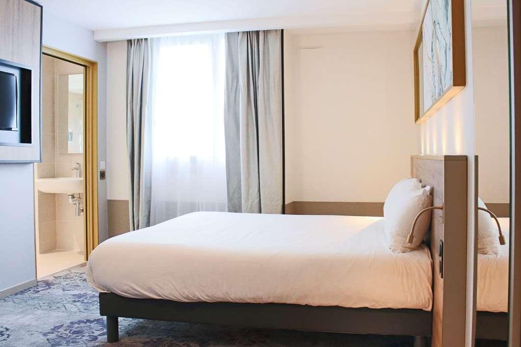 Brit Hotel Bordeaux Aeroport - Le Soretel Merignac  Room photo